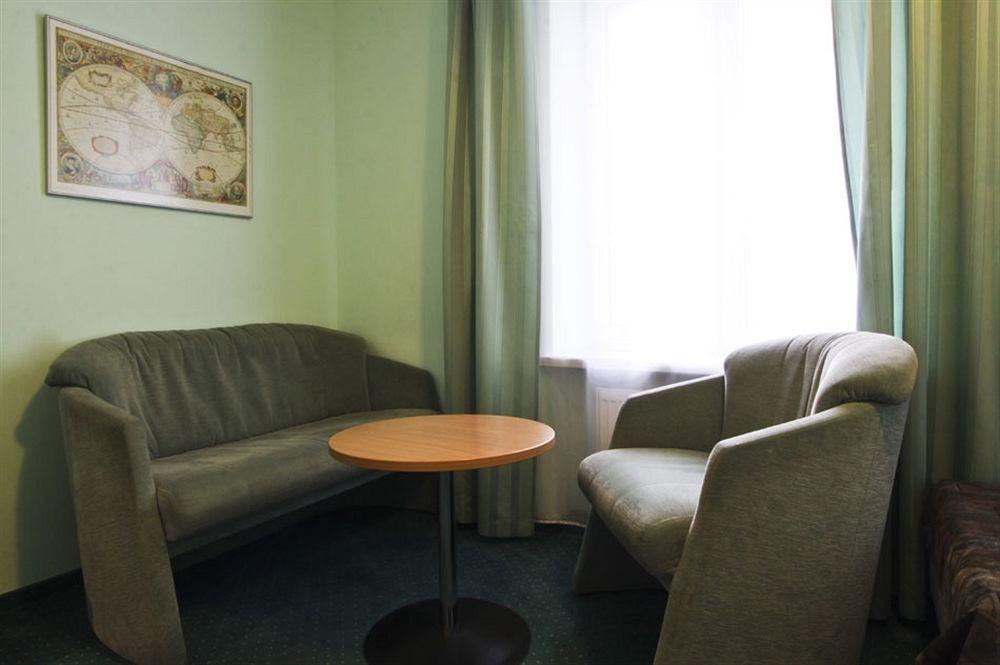 Telecom Guest Hotel VNO Eksteriør billede